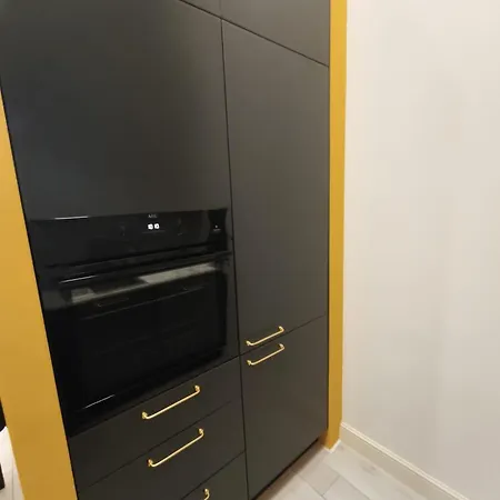 Basilica Modern Apartment *